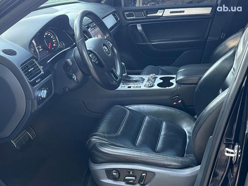 Volkswagen Touareg 2011 черный - фото 97