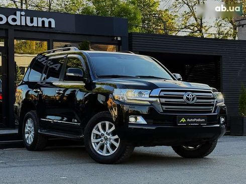 Toyota Land Cruiser 2019 - фото 8