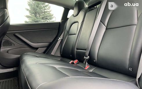 Tesla Model 3 2019 - фото 11