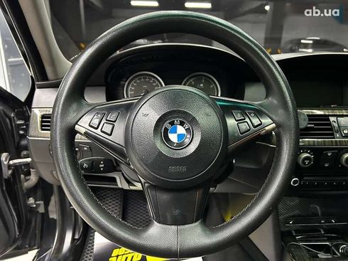 BMW 5 серия 2004 - фото 14