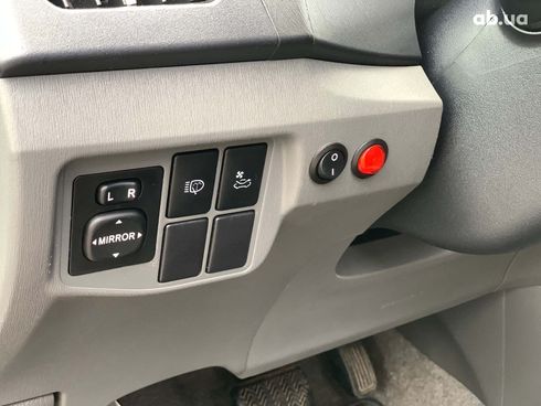 Toyota Prius 2010 серый - фото 66