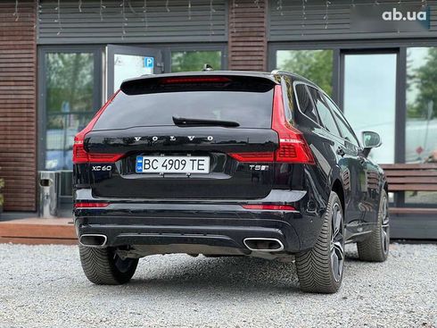 Volvo XC60 2018 - фото 16