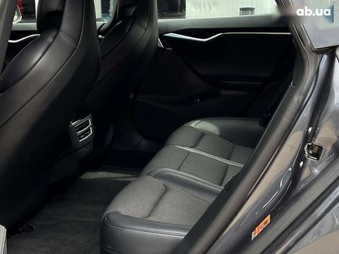 Tesla Model S 2018 - фото 15