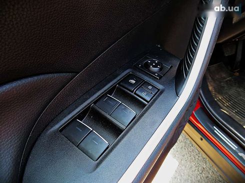 Toyota RAV4 2022 - фото 8