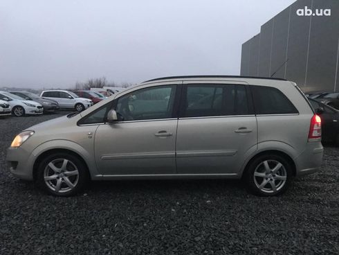 Opel Zafira 2010 серый - фото 5
