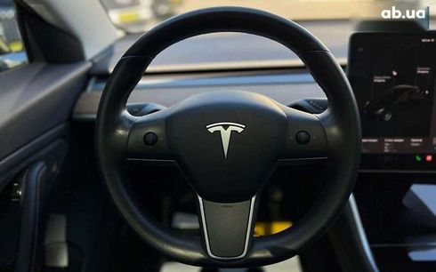 Tesla Model 3 2019 - фото 14