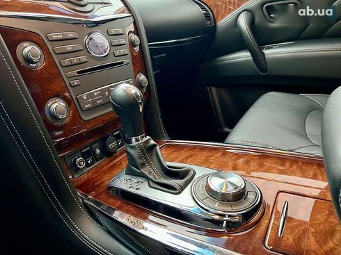 Infiniti QX80 2017 - фото 23