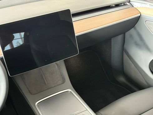 Tesla Model Y 2023 серый - фото 19