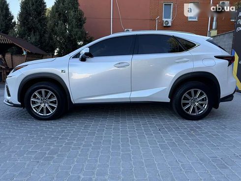 Lexus NX 2019 - фото 11