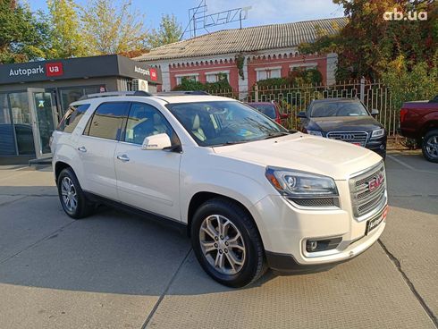 GMC Acadia 2015 белый - фото 8