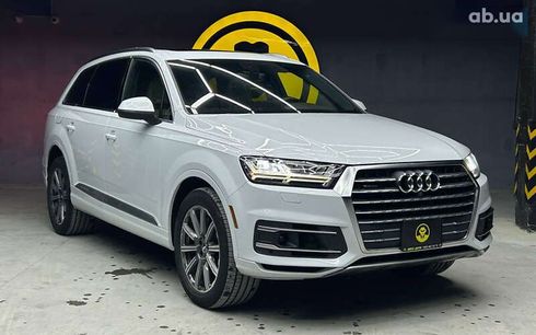 Audi Q7 2018 - фото 2