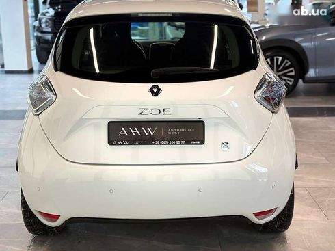 Renault Zoe 2017 - фото 8