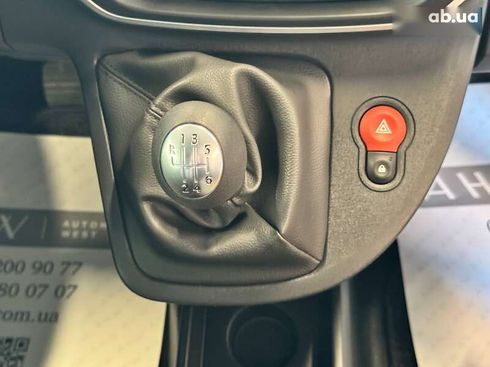 Renault Kangoo 2020 - фото 25