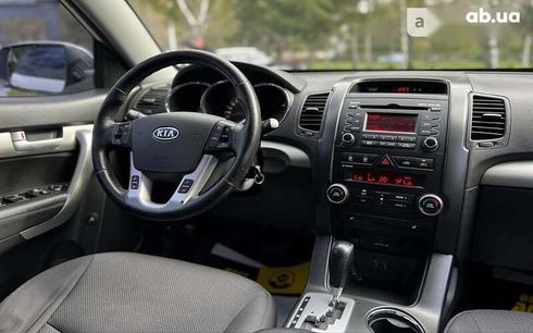 Kia Sorento 2012 - фото 12