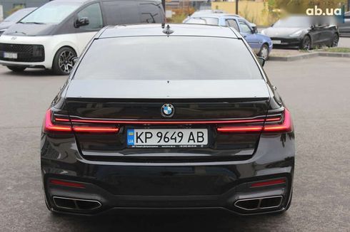 BMW 7 серия 2015 - фото 11