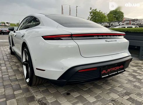 Porsche Taycan 2020 - фото 7