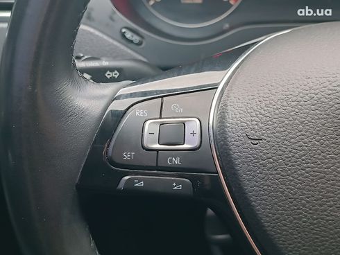 Volkswagen Jetta 2012 черный - фото 26