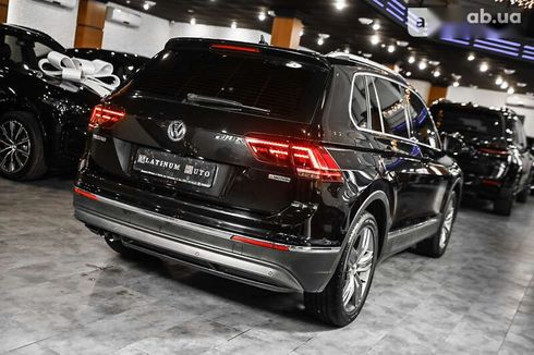 Volkswagen Tiguan 2018 - фото 18