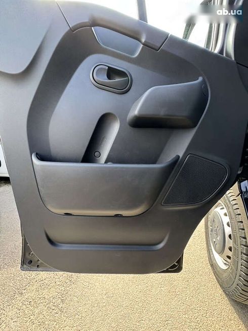 Renault Master 2021 - фото 13