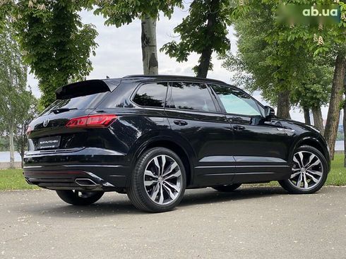 Volkswagen Touareg 2019 - фото 10