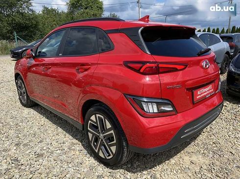 Hyundai Kona Electric 2021 - фото 15