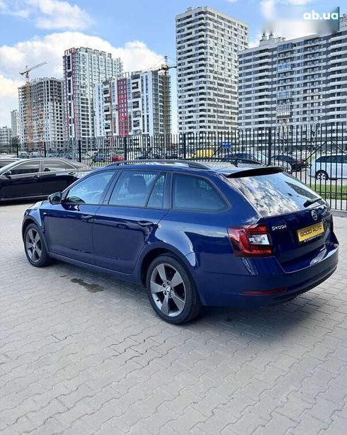 Skoda Octavia 2017 - фото 4