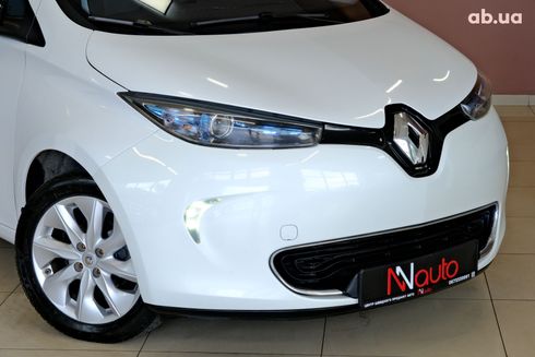 Renault Zoe 2015 белый - фото 3
