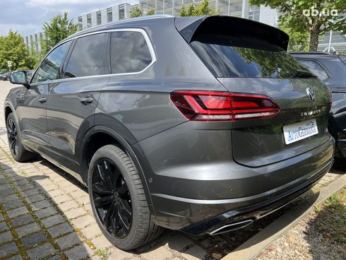 Volkswagen Touareg 2023 - фото 24