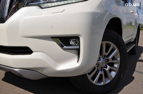 Toyota Land Cruiser Prado 2019 - фото 8
