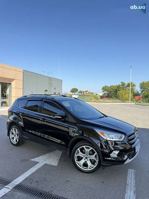 Ford Escape 2019 - фото 3