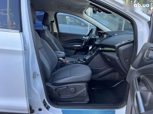 Ford Kuga 2019 - фото 22