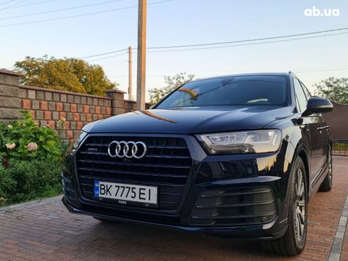 Audi Q7 2017 - фото 10
