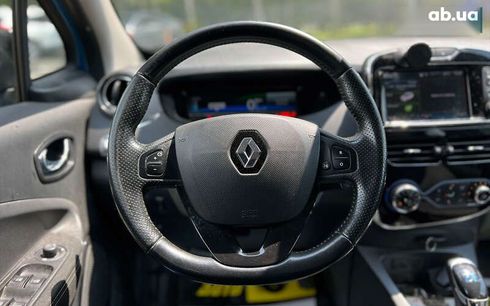 Renault Zoe 2017 - фото 17
