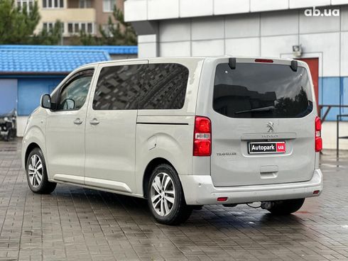 Peugeot Traveller 2017 серый - фото 21