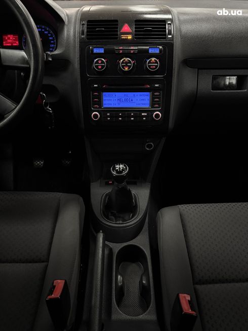 Volkswagen Touran 2006 серый - фото 11