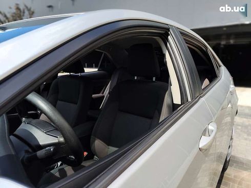 Toyota Corolla 2019 - фото 4