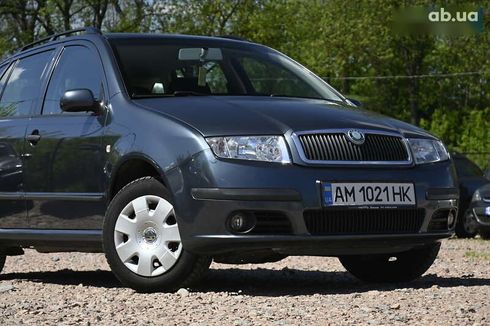 Skoda Fabia 2005 - фото 4