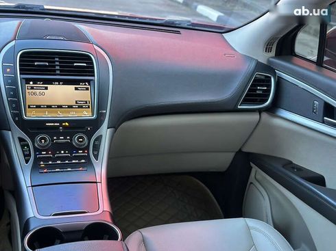 Lincoln MKX 2017 - фото 24