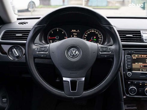 Volkswagen Passat 2014 - фото 12