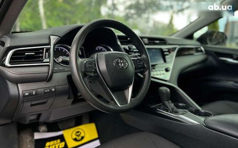 Toyota Camry 2018 - фото 19