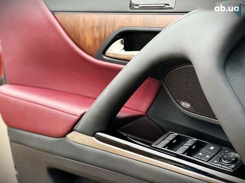 Lexus LX 2022 - фото 17