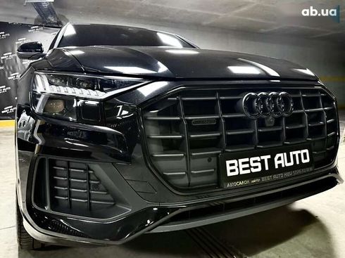 Audi Q8 2023 - фото 3
