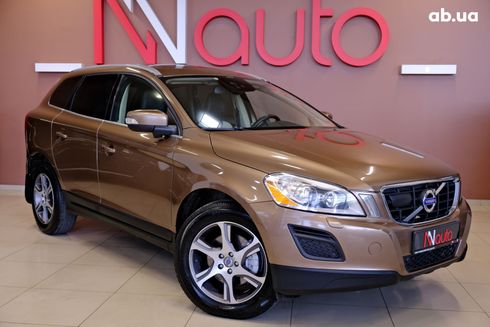 Volvo XC60 2012 бежевый - фото 4