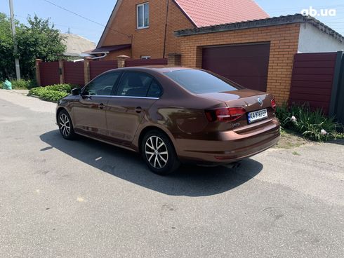 Volkswagen Jetta 2017 коричневый - фото 12