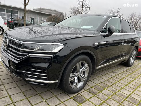 Volkswagen Touareg 2022 - фото 23