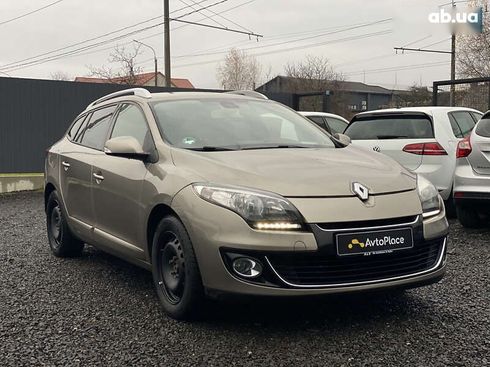Renault Megane 2012 - фото 12