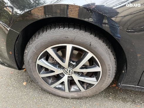 Volkswagen Jetta 2017 черный - фото 10