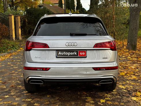 Audi Q5 2024 серый - фото 8