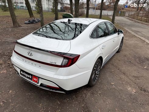 Hyundai Sonata 2020 белый - фото 9