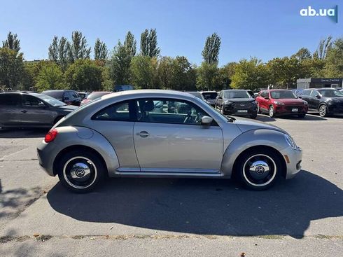 Volkswagen Beetle 2012 - фото 4